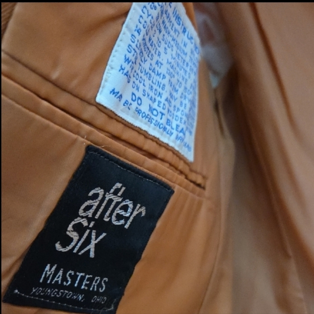 After Six Upcylced Vibrant Orange Blazer - Picture 3 of 4